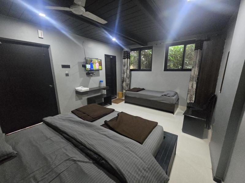 River View Resorts Калахасті Екстер'єр фото